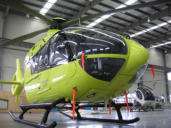 价值千万美元jpg,300x225,174kb,254_190直升机谁发明的私人直升机